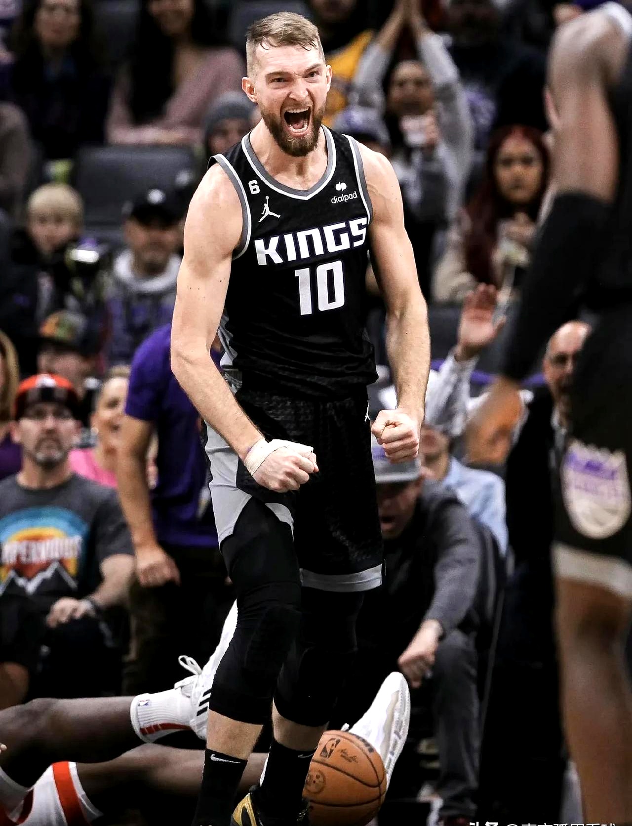 包含NBA常规赛倒计时;帕纳辛奈科斯赛后防线松动;细节引发关注;悬念犹存;阵容厚度经受考验的词条 包含NBA常规赛倒计时;帕纳辛奈科斯赛后防线松动;细节引发关注;悬念犹存;阵容厚度经受考验的词条