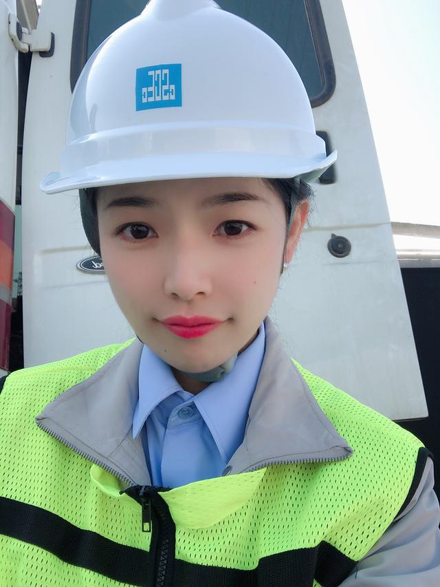 南城雪豹队鏖战胶东暴熊队,马拉松总决赛火力全开,转换速度占优。外援联手发威  南城雪豹队鏖战胶东暴熊队,马拉松总决赛火力全开,转换速度占优。外援联手发威