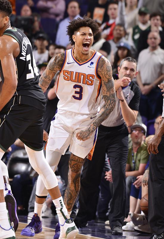 关于西亚卡姆爆冷击败巴塞罗那,绝杀引爆全场!的信息 关于西亚卡姆爆冷击败巴塞罗那,绝杀引爆全场!的信息